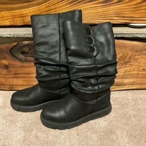 Skechers Keepsakes Black Faux Suede, Faux Fur Lined Pull On Winter Boot - 8M